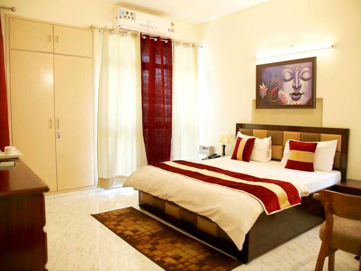 Maplewood Guest House, Neeti Bagh, New Delhiit Is A Boutiqu Guest House - Room 3 외부 사진